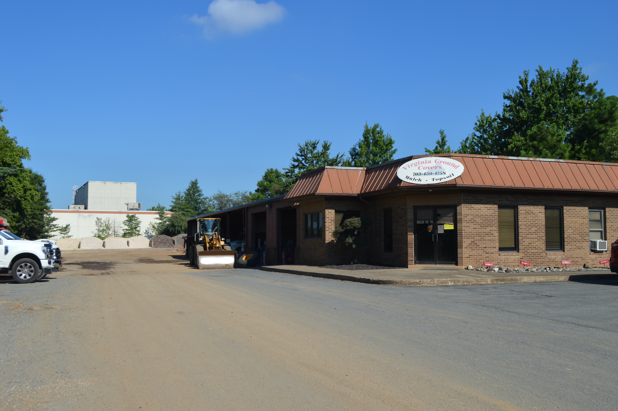 Mulch Topsoil Landscaping Products serving Northern Virginia Virginia